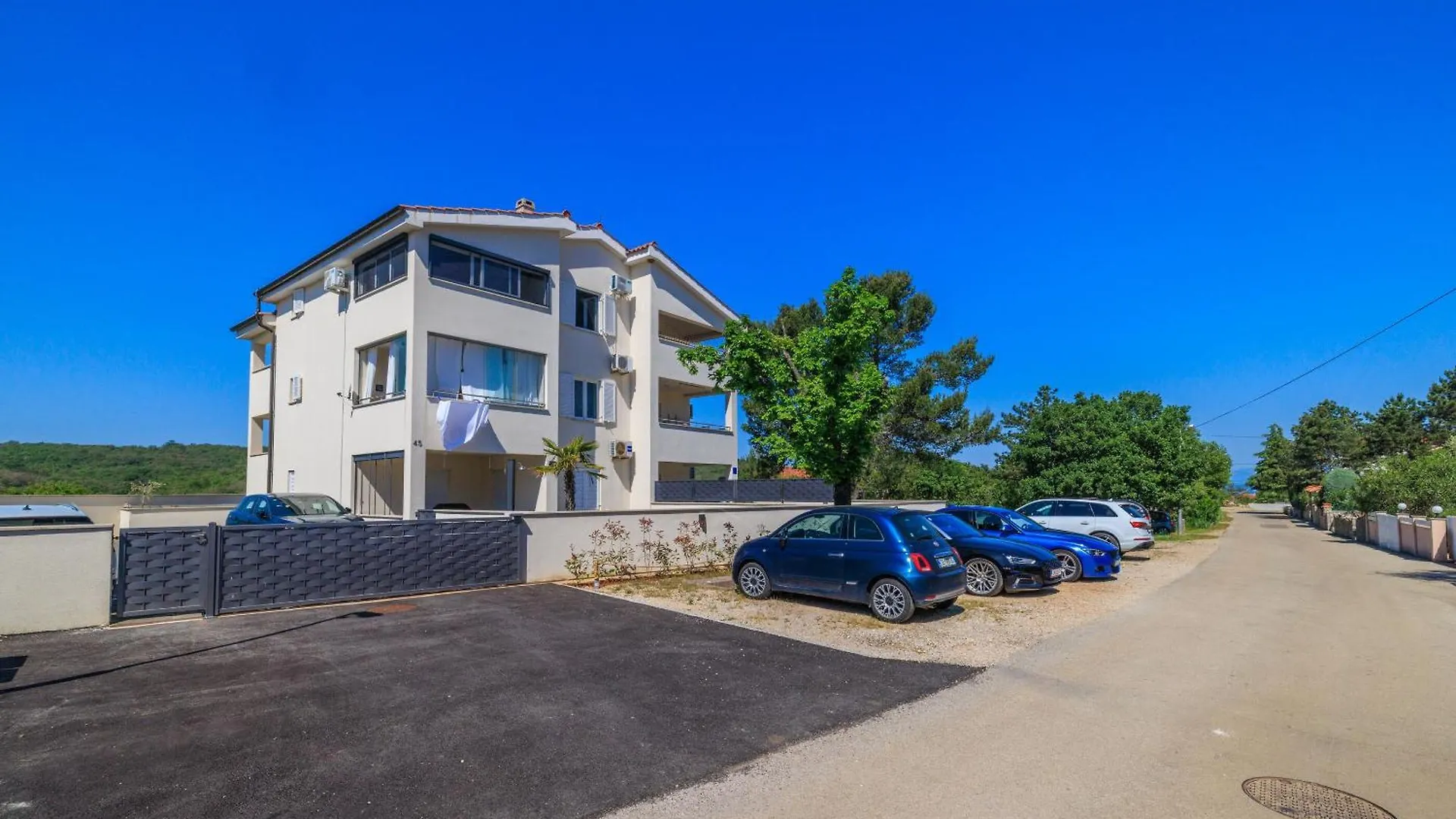Apartment Iva Silo  0*, Silo (Krk) Croatia