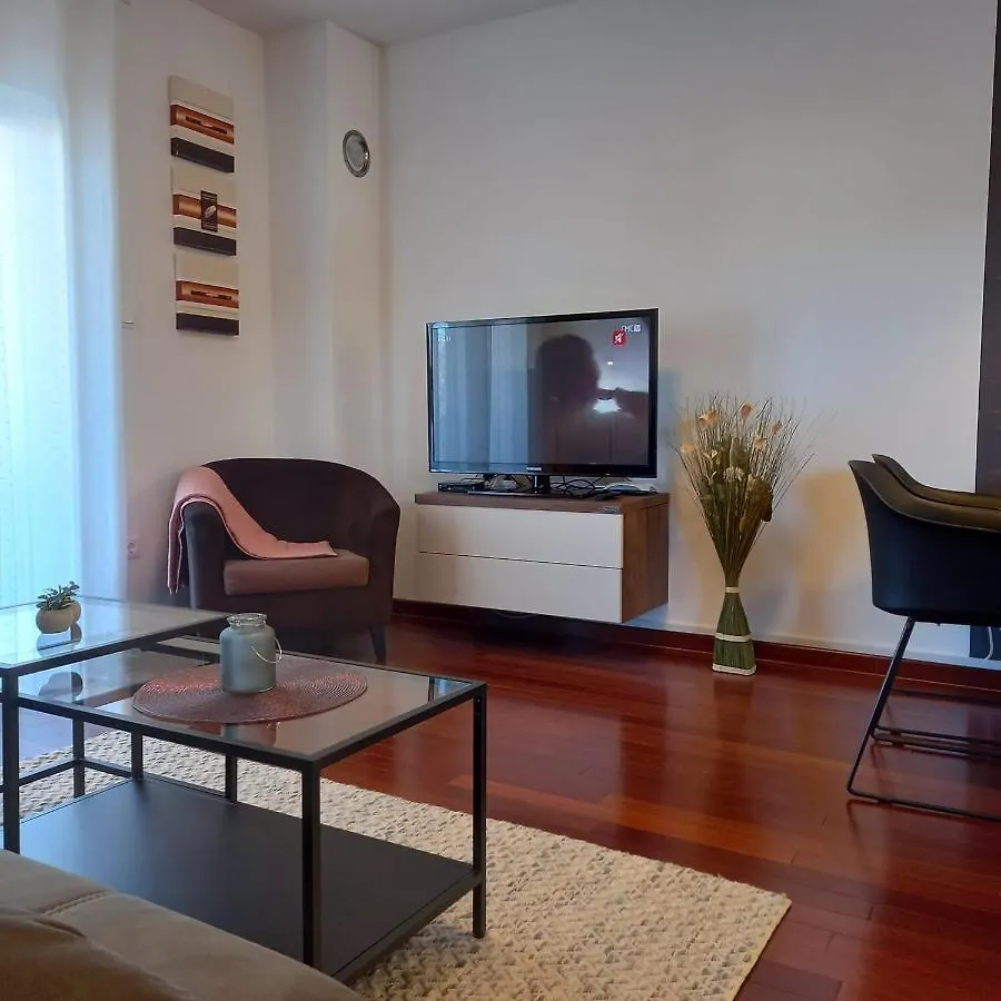 Apartment Iva Silo  0*, Silo (Krk) Croatia