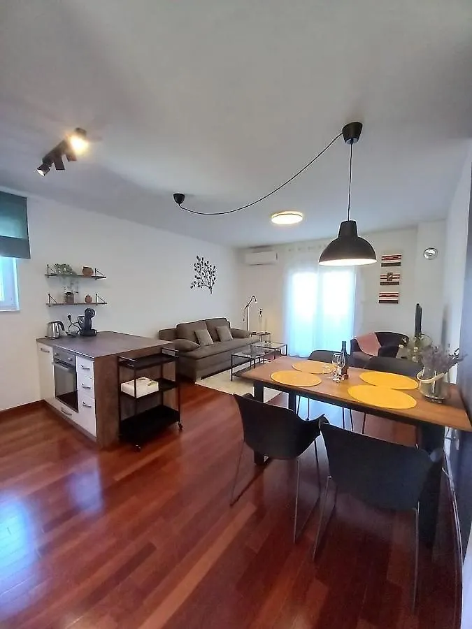 Apartment Iva Silo