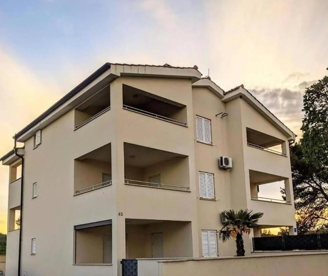 Apartment Iva Silo  Croatia